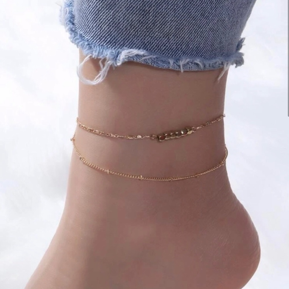 Dainty Gold Layered Ankle Bracelet - NWT - Boutique Brand New Item